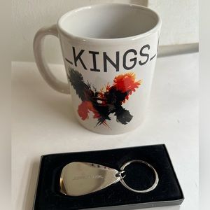 Kings of Leon mug and keychain bundle